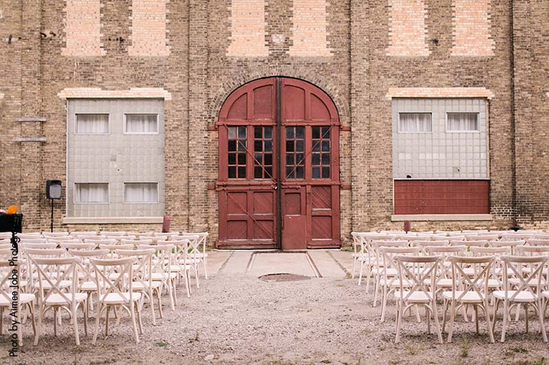 Rustic wedding ceremony venue in central Minnesota