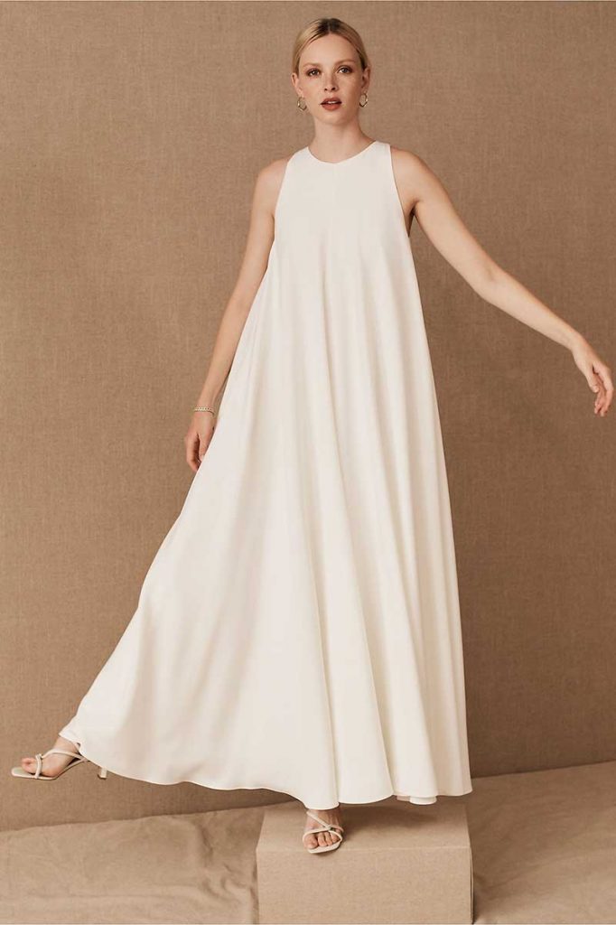 Loose minimalist wedding gown