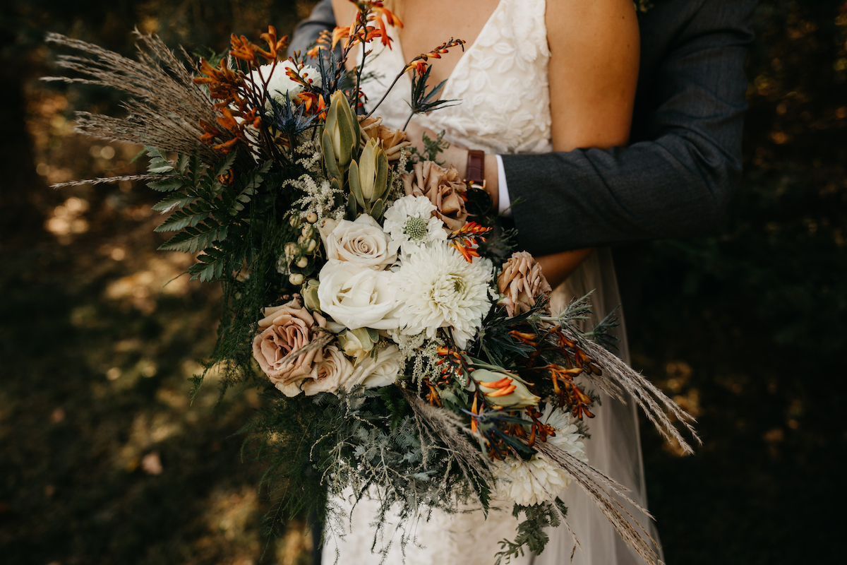 4 Gorgeous Fall Wedding Color Schemes