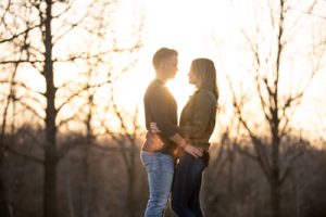 Sunset engagement pictures
