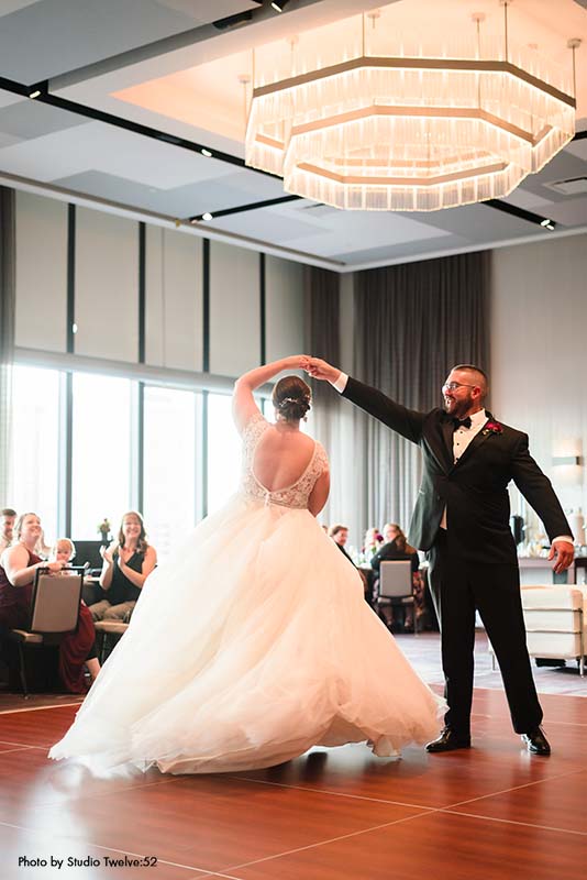 Bride and groom share first dance at Minnesota fall wedding