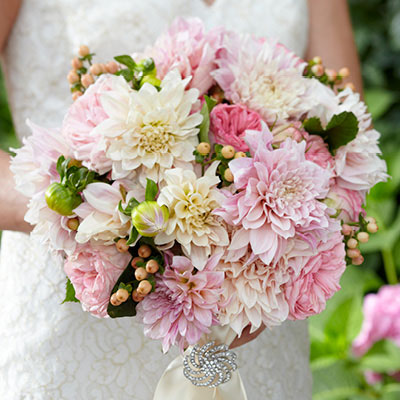 Light pink and white wedding bouquet