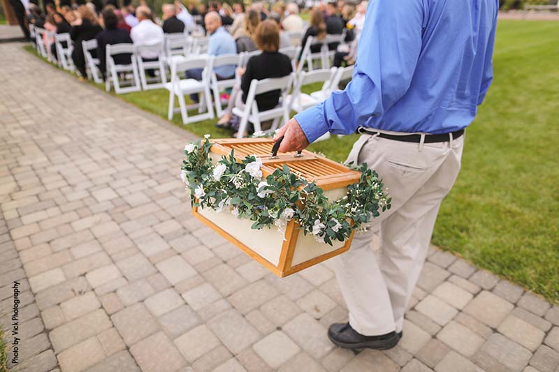 Floral dove box for wedding