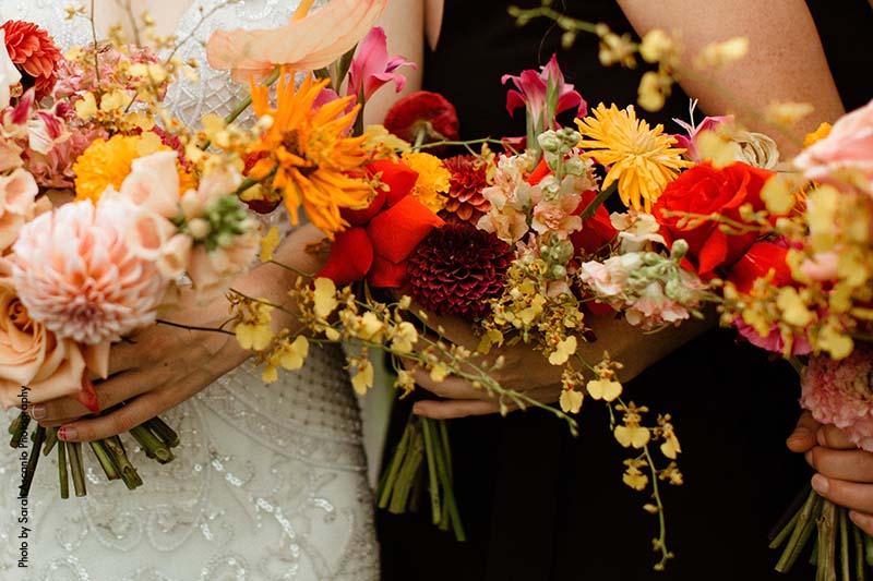 Modern summer flower bridal bouquets