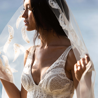 Lace wedding veil by Grace Loves Lace