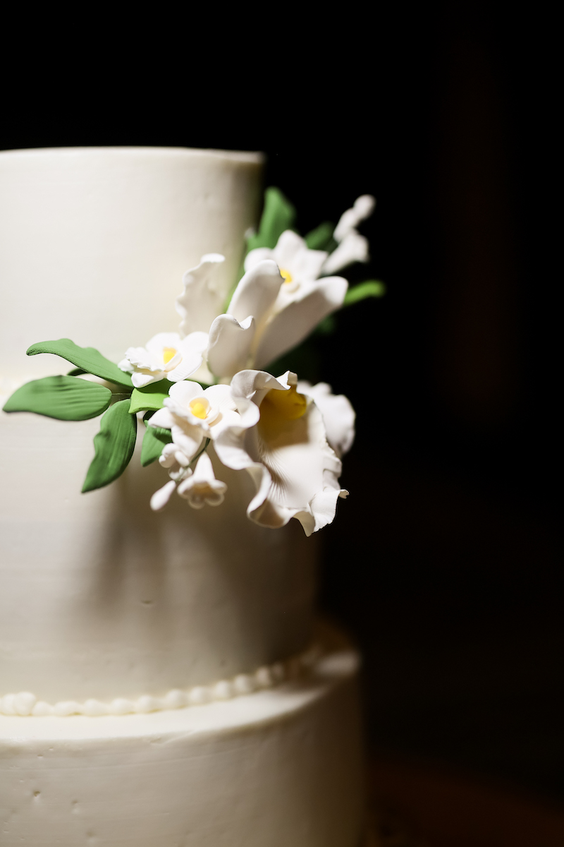 Sugar flower on wedding cake