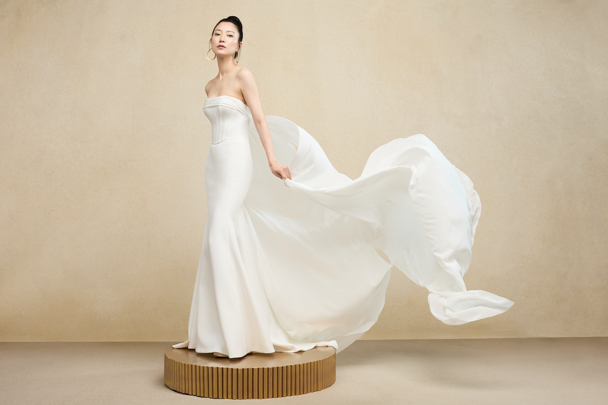 18 Elegant Slip Wedding Dresses for the Minimalist Bride